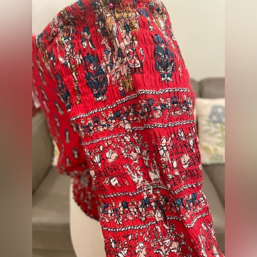 Band of Gypsies Smocked Bell Sleeve Crop Top - Picture 15 of 17